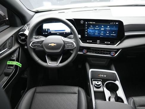 New 2026 Chevrolet Equinox LT w/ Convenience Package II image 26