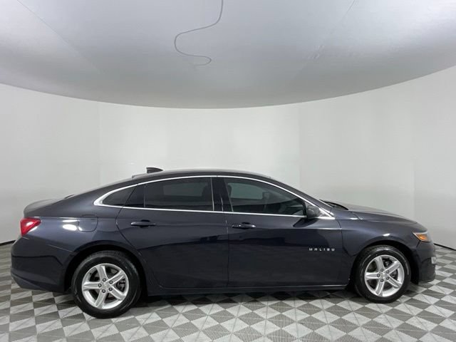 Used 2023 Chevrolet Malibu LT w/ Driver Confidence Package FWD image 4