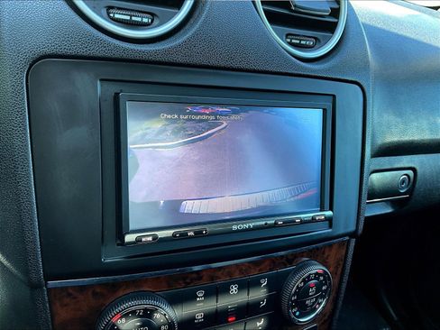 Used 2010 Mercedes-Benz ML 350 4MATIC image 14