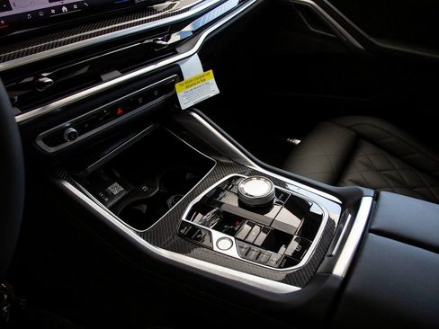 Used 2026 BMW X6 M60i AWD/4WD image 19