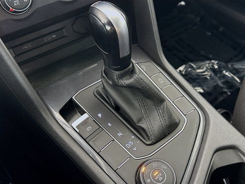 Used 2021 Volkswagen Tiguan S AWD/4WD image 18