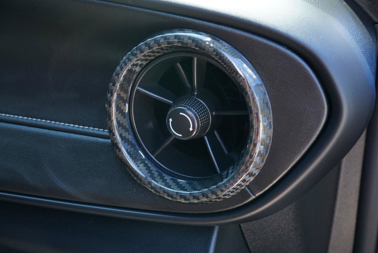 Used 2020 Chevrolet Camaro SS RWD image 59