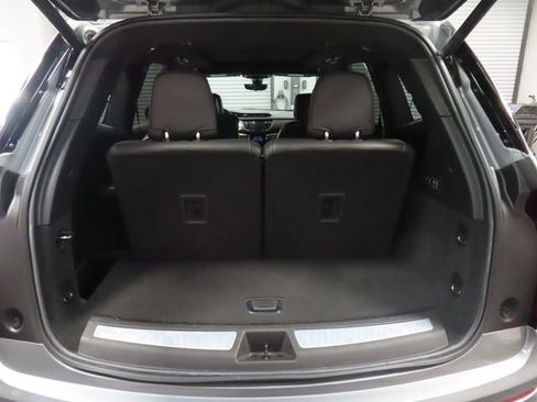 Certified 2024 Cadillac XT6 Premium Luxury w/ Platinum Package FWD image 24