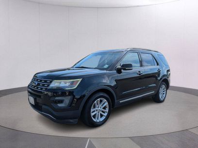 Used 2017 Ford Explorer XLT w/ Equipment Group 202A