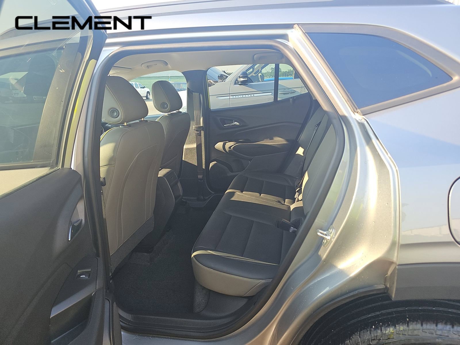 Used 2025 Chevrolet Trax ACTIV w/ Driver Confidence Package FWD image 4