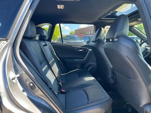 Used 2019 Toyota RAV4 XSE w/ XSE Weather Package AWD/4WD image 12