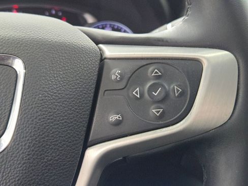 Used 2023 GMC Acadia SLT w/ Preferred Package image 35