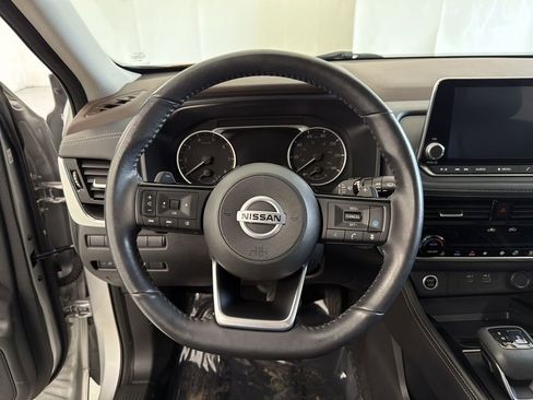 Used 2021 Nissan Rogue SL FWD image 32
