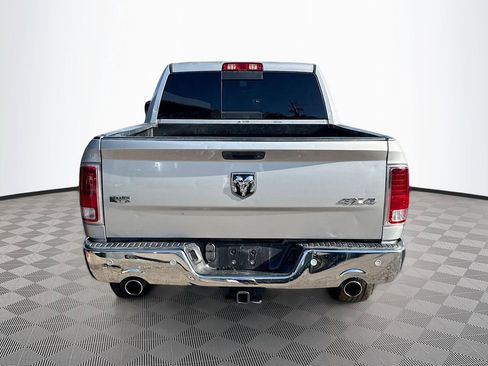 Used 2018 RAM 1500 Laramie AWD/4WD image 7