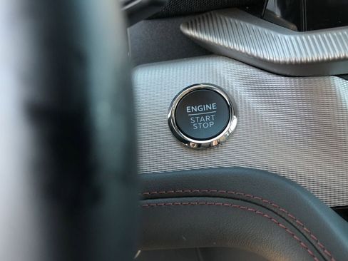 Used 2025 Ford Explorer Active w/ Active Comfort Package image 18