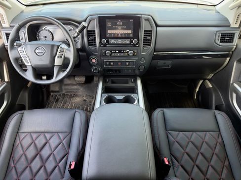 Used 2023 Nissan Titan SV w/ SV Convenience Package AWD/4WD image 25