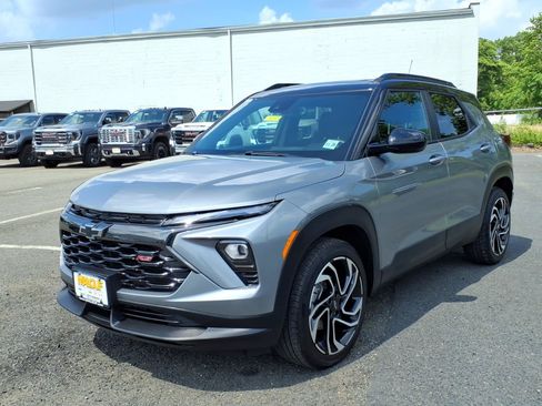 Certified 2024 Chevrolet TrailBlazer RS w/ Convenience Package AWD/4WD image 3