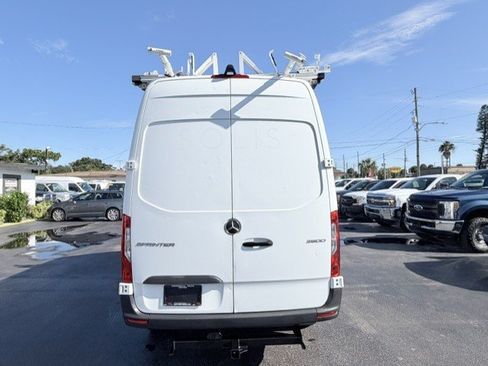 Used 2019 Mercedes-Benz Sprinter 144 image 6