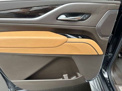 Certified 2024 Cadillac Escalade ESV Premium Luxury w/ Performance Package image 11