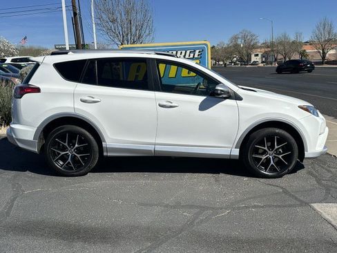 Used 2016 Toyota RAV4 SE w/ Advanced Technology Package image 2