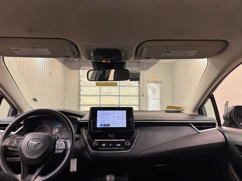 Used 2024 Toyota Corolla LE FWD image 20