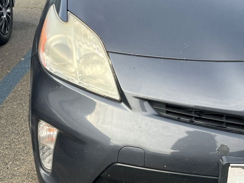 Used 2014 Toyota Prius Four image 8