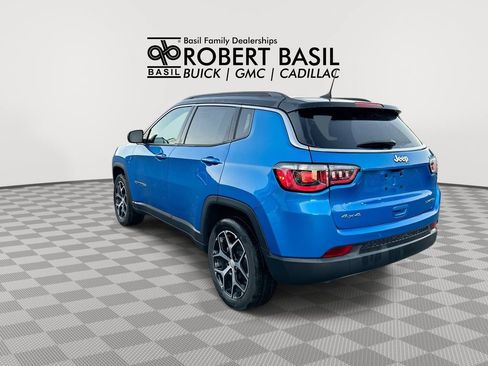 Used 2024 Jeep Compass Limited AWD/4WD image 6