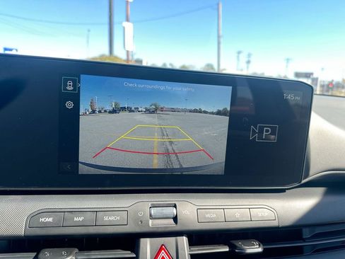 Used 2025 Kia K4 LX image 44