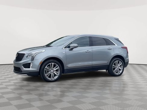 Certified 2024 Cadillac XT5 Premium Luxury w/ LPO, Floor Liner Package FWD image 4