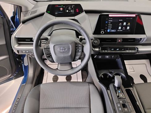 Used 2026 Toyota Prius LE image 26