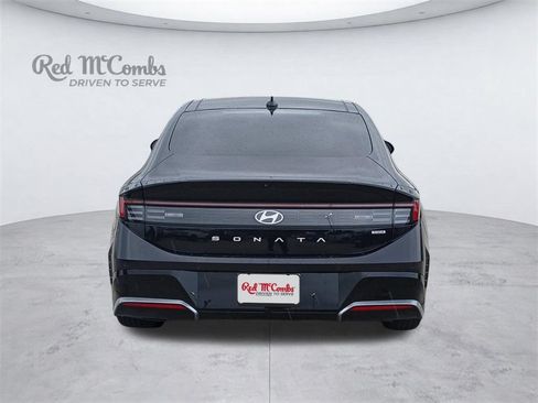Certified 2025 Hyundai Sonata Limited FWD image 5