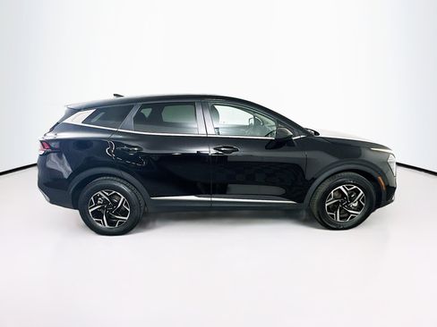 Used 2025 Kia Sportage LX image 10