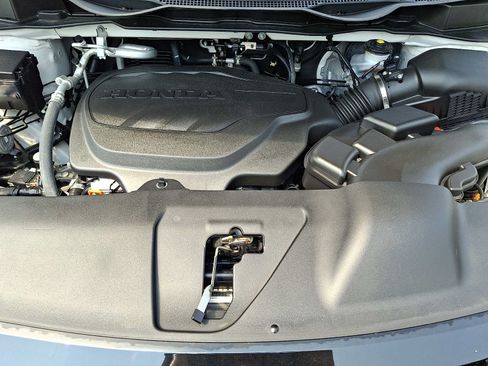 Certified 2025 Honda Odyssey EX-L image 28