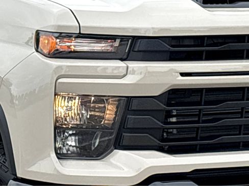 New 2026 Chevrolet Silverado 2500 Custom w/ Custom Value Package AWD/4WD image 16