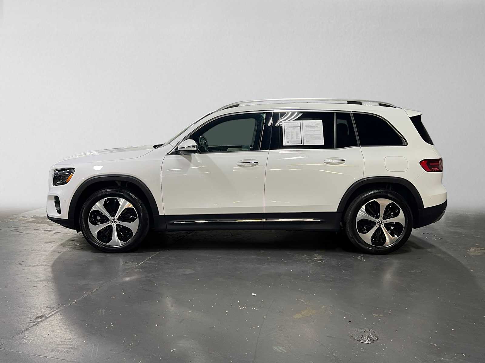 Certified 2026 Mercedes-Benz GLB 250 4MATIC image 6