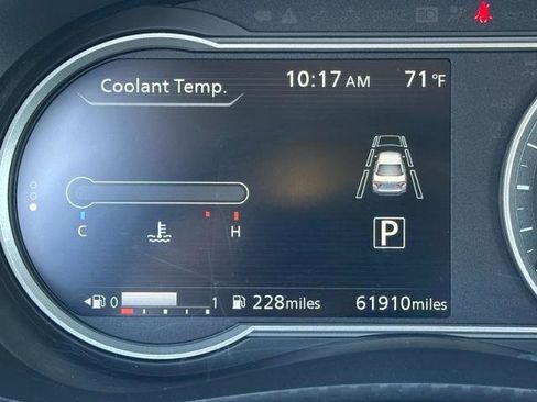 Used 2023 Nissan Versa SV image 18