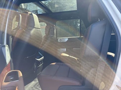 Certified 2023 Lincoln Navigator Reserve image 12