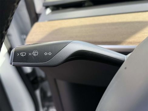 Used 2022 Tesla Model 3 image 20