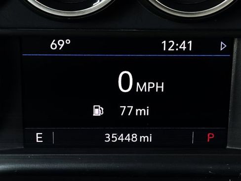 Used 2021 Chevrolet Suburban LT w/ LT Signature Package image 20