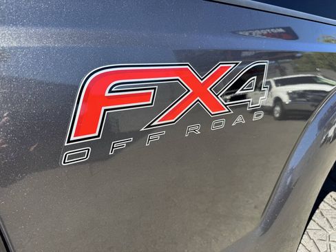 Used 2015 Ford F250 XLT w/ XLT Value Package AWD/4WD image 31