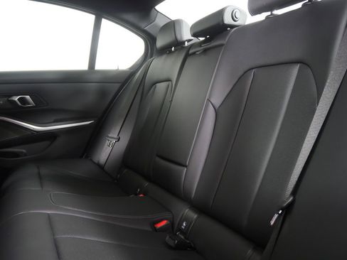 Used 2025 BMW 330i xDrive Sedan image 13