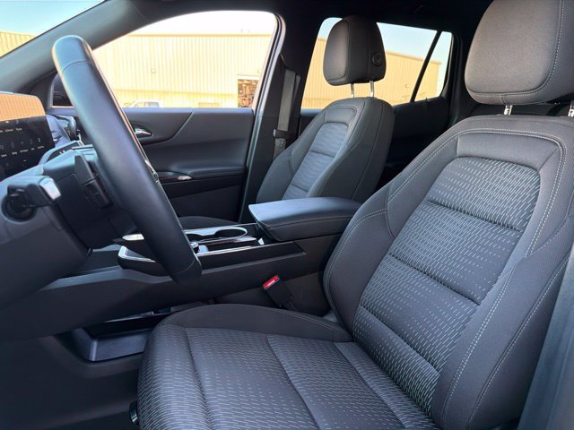 Used 2026 Chevrolet Equinox LT FWD image 13