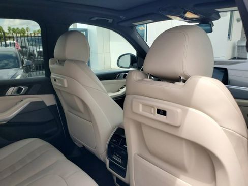 Used 2021 BMW X5 xDrive45e w/ Premium Package image 32