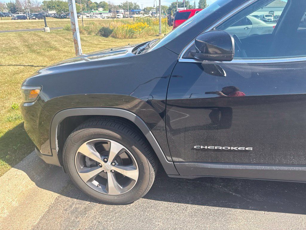 Used 2020 Jeep Cherokee Limited AWD/4WD image 24