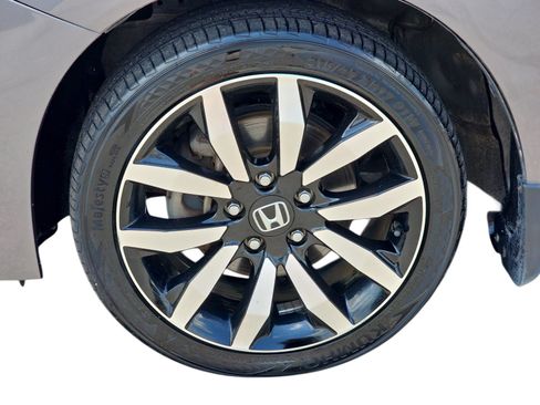 Used 2015 Honda Civic EX-L image 27