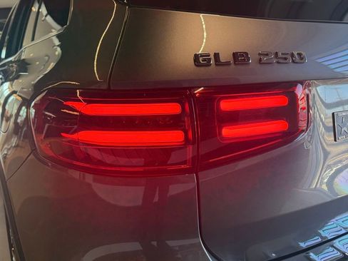 New 2026 Mercedes-Benz GLB 250 4MATIC image 15