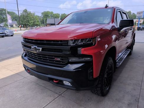 Used 2019 Chevrolet Silverado 1500 LT Trail Boss AWD/4WD image 4