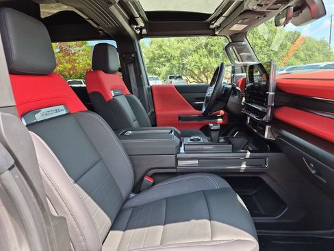 Used 2026 GMC Hummer EV 3X w/ Carbon Fiber Edition Package AWD/4WD image 39