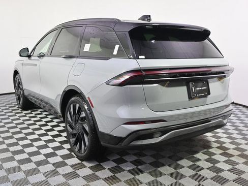 New 2026 Lincoln Nautilus Reserve w/ Jet Appearance Package AWD/4WD image 4