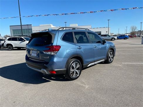 Used 2021 Subaru Forester Touring image 5