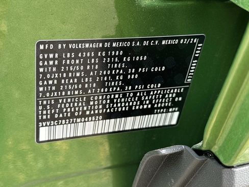 New 2026 Volkswagen Taos SE image 19