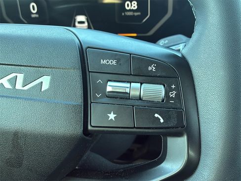Certified 2025 Kia K4 EX image 19