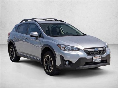 Used 2023 Subaru Crosstrek 2.0i Premium AWD/4WD image 2