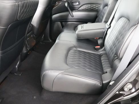 Used 2019 INFINITI QX80 Luxe AWD/4WD image 28