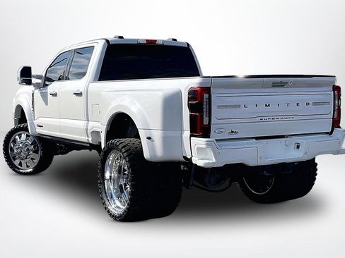 Used 2024 Ford F450 Limited image 5